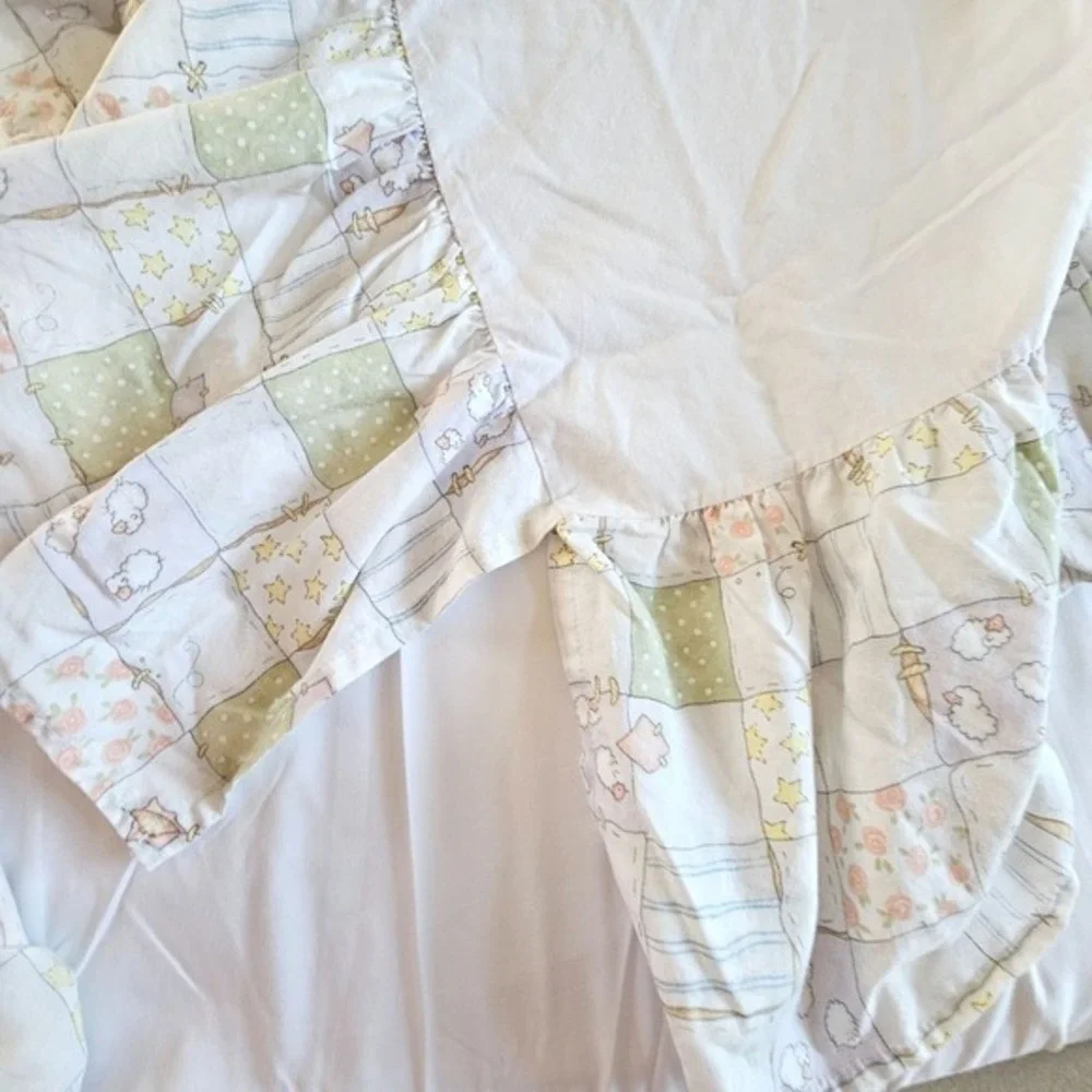Vtg Boyds Bears Fitted Sheet & Crib Skirt Ruffled Patchwork Pastel Sheep Bedding